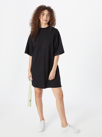 Robe Urban Classics en noir