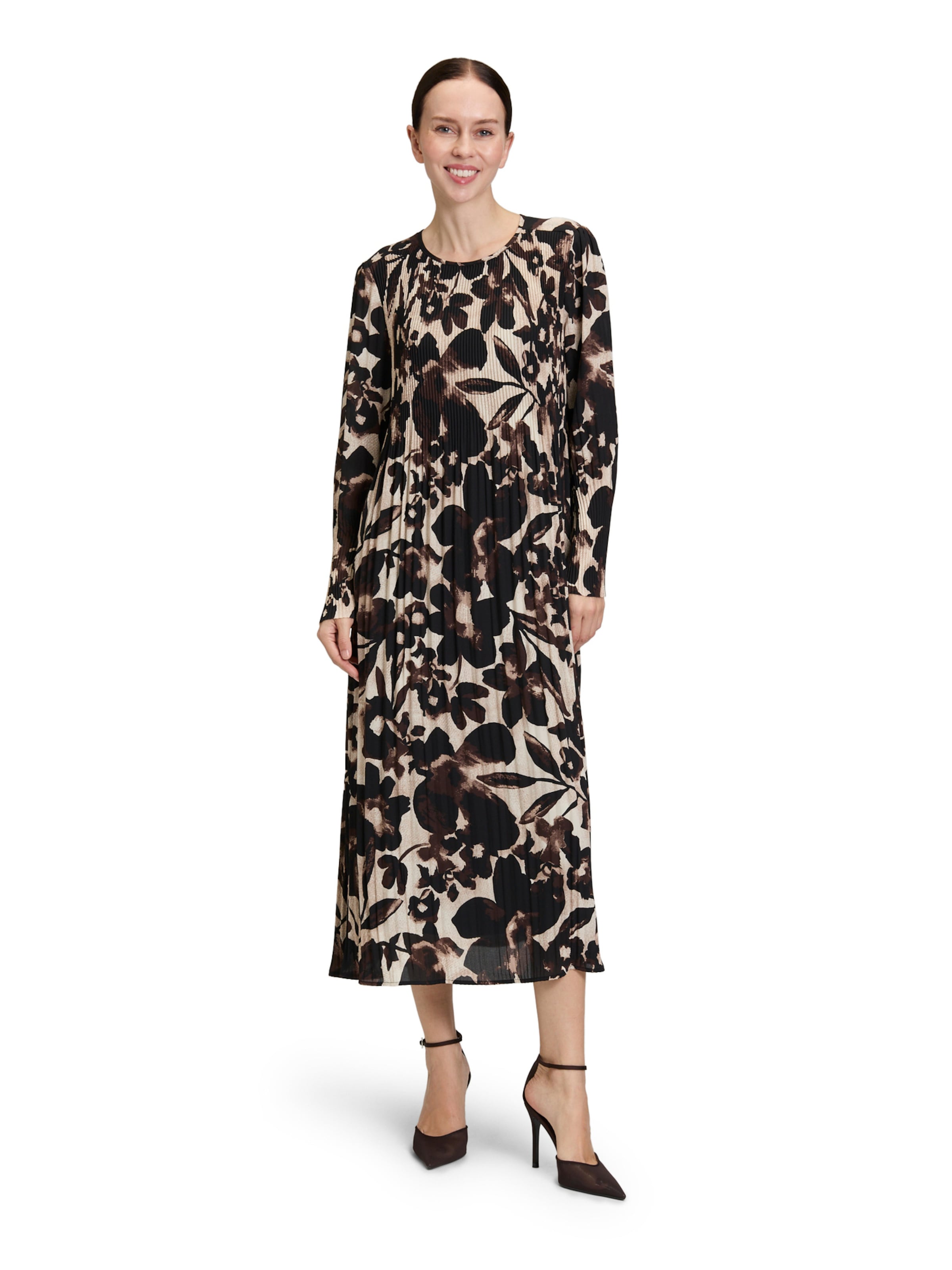 Betty Barclay Jurk in Beige: voorkant