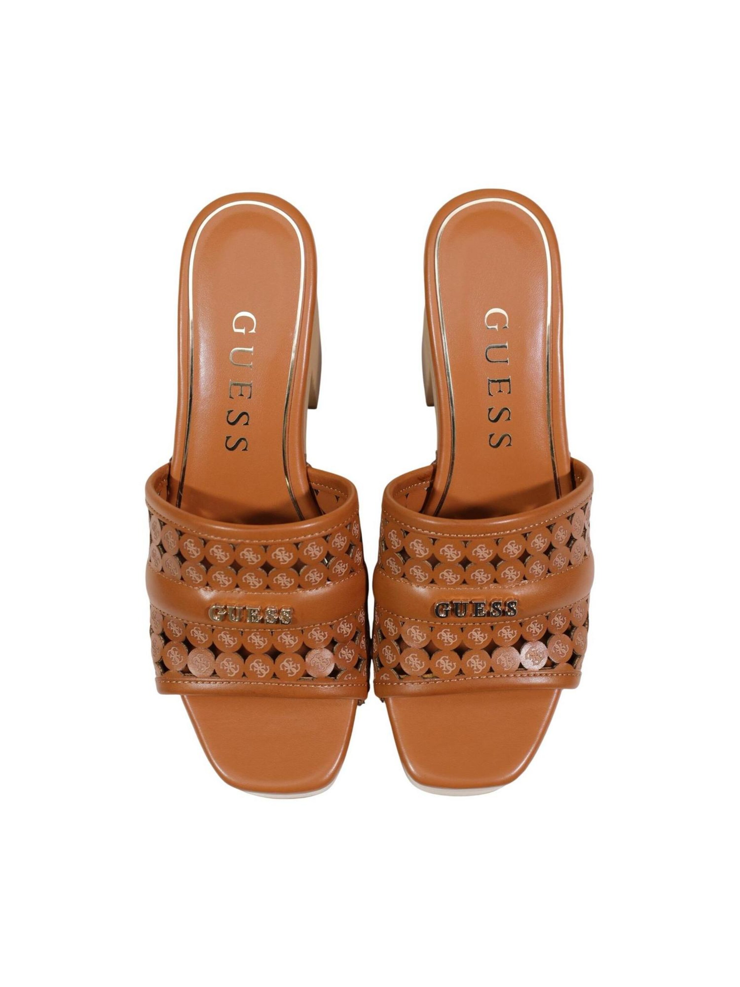 Décolleté 'QUILL2 FLJ2LL LEA04' di GUESS in marrone