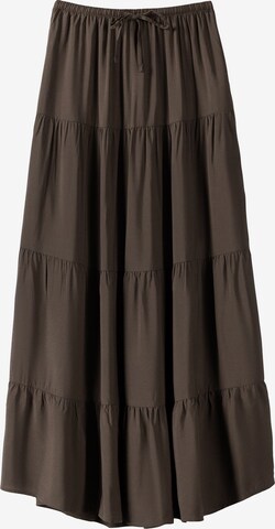 Bershka Skirt in Brown: front