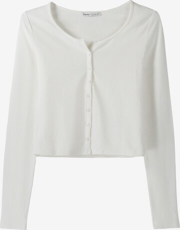 Bershka Knit cardigan in White: front