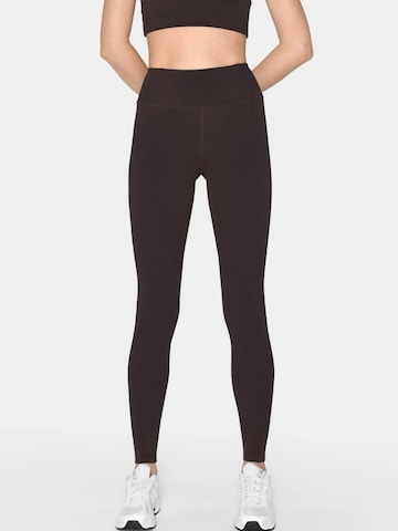 Girlfriend Collective regular Bukser ' Float ' i brun: forside