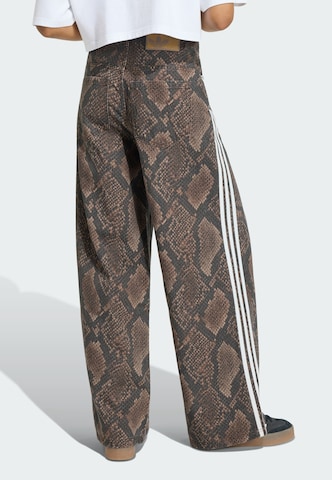 ADIDAS ORIGINALS Wide leg Jeans in Bruin