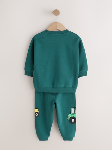 Next Set: Sweatshirt and Hose in Grün