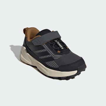 ADIDAS TERREX Lågsko 'Trailmaker 2' i grå