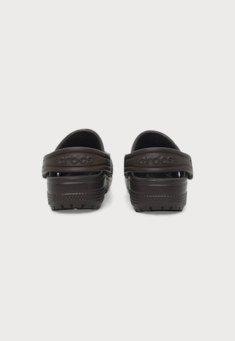 Crocs Open schoenen 'Classic' in Bruin