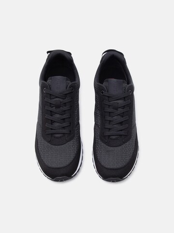 HUGO Matalavartiset tennarit 'Icelin' värissä musta