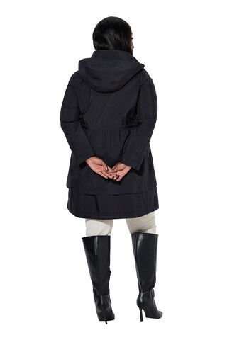 Ulla Popken Funktionsjacke in Schwarz