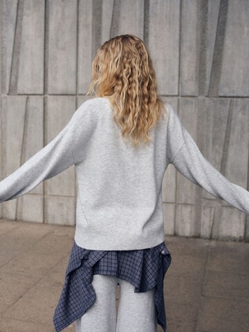 Pullover di self. in grigio