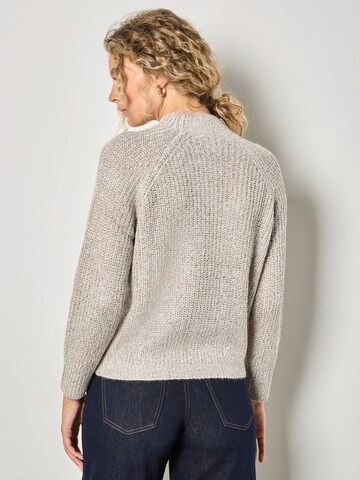 Apricot Sweater in Beige