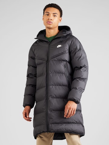 Cappotto invernale di Nike Sportswear in nero: frontale
