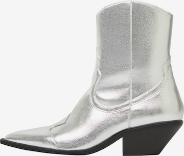 Bershka Ankle Boots in Silver