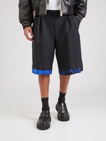 Loosefit Pantaloni con pieghe di Versace Jeans Couture in nero: frontale