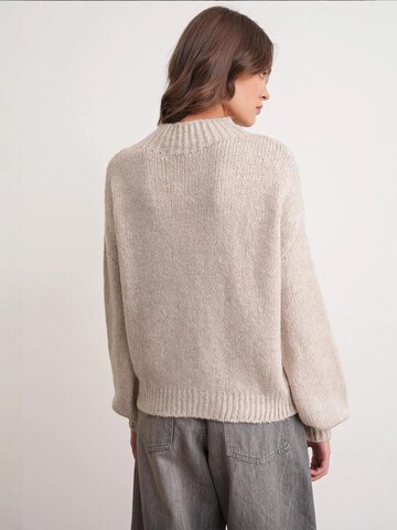 Pullover di MixRay in beige