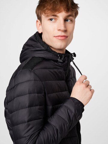 STRELLSON Between-Season Jacket in Black