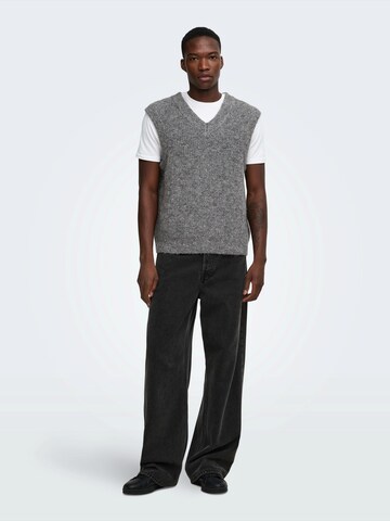 Only & Sons - Camiseta sin mangas 'ONSTROY' en gris