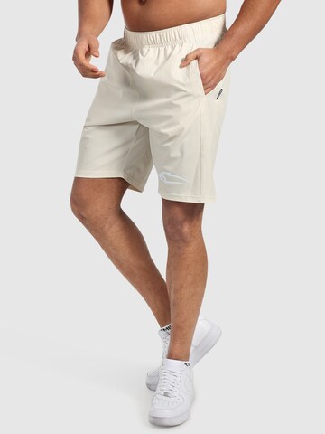 Loosefit Pantalon de sport ' Powerfit Pro ' Smilodox en blanc : devant