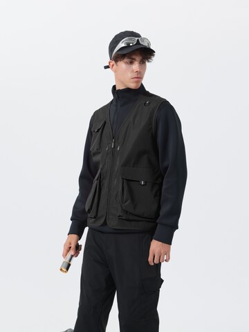 Youthup Sports Vest in Black