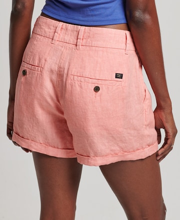 Regular Pantalon Superdry en rose