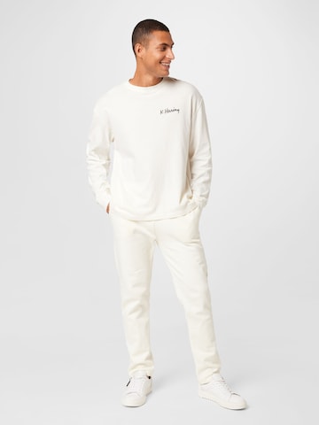 Kosta Williams x About You Regular Trousers in White