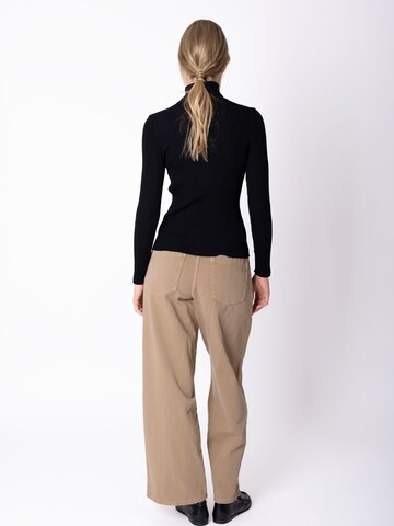 IVKO Woman Sweater in Black