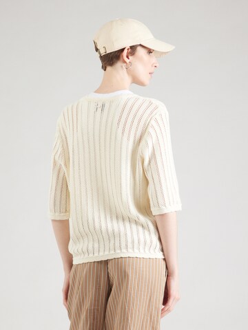 NÜMPH Sweter 'POELLE' w kolorze beżowy