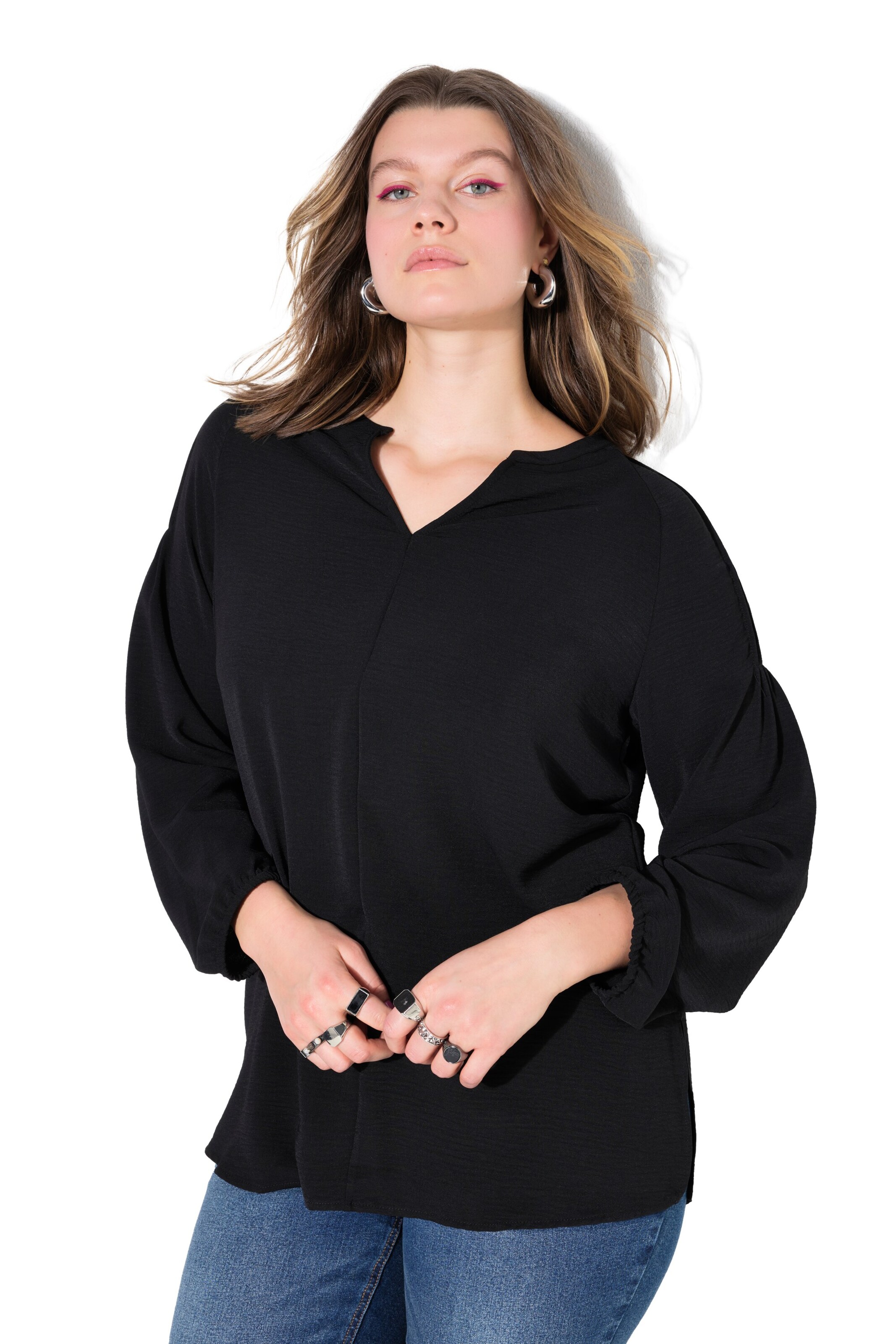 Studio Untold Tunic in Black: front