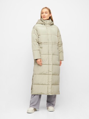 basic apparel Winter Coat in Grey: front