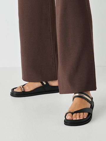 Tamaris Japonke | črna barva