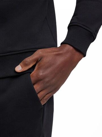 FALKE Sweatshirt 'Sweat'‌‌‌‌‌‌ in Schwarz