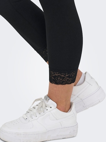 ONLY Skinny Leggings 'LIVE' in Black