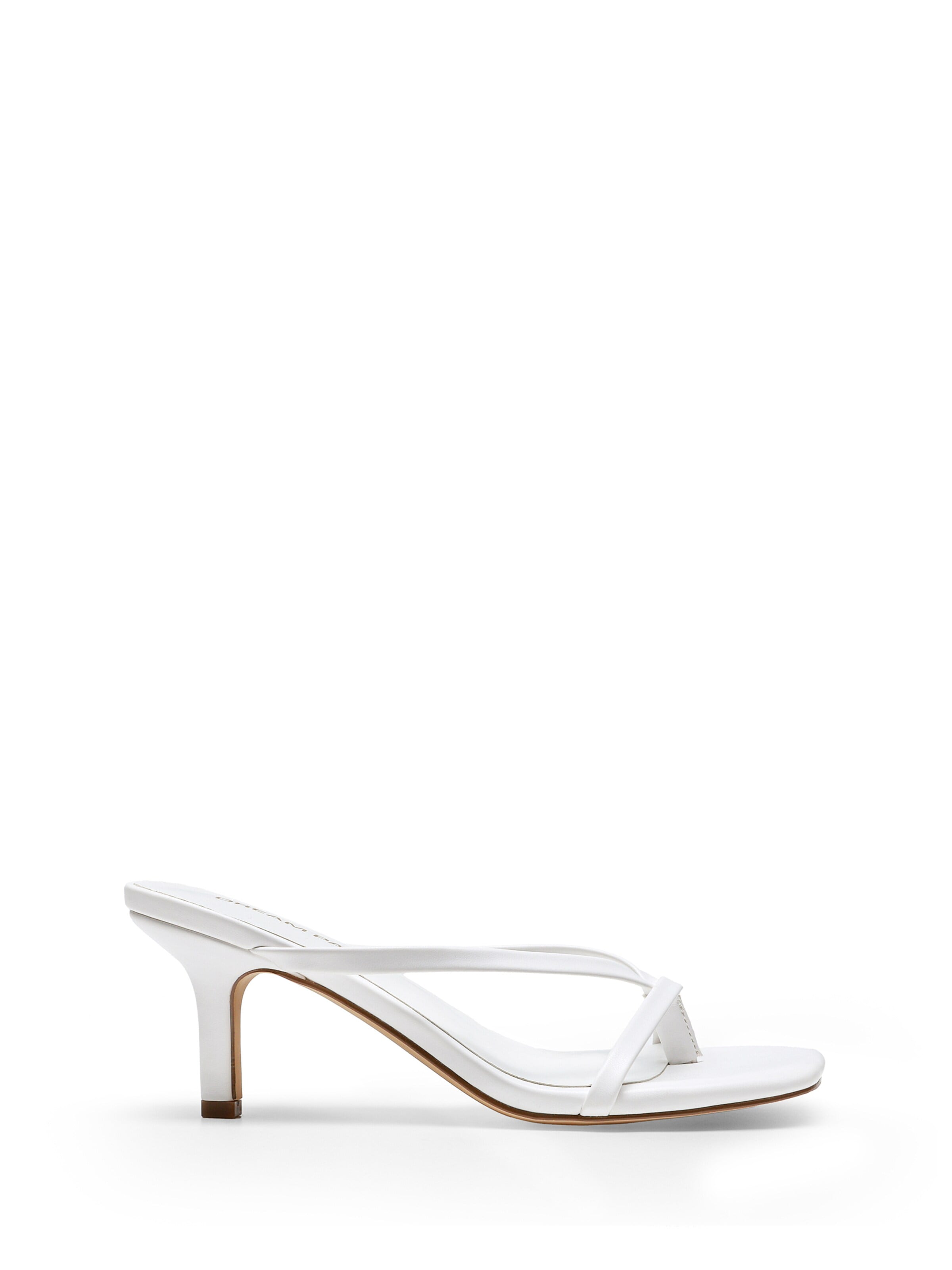 Dream Pairs Strap Sandals in White