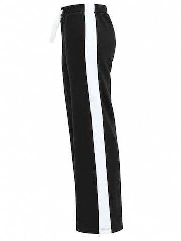 SCR. Tapered Sportbyxa 'NISHA PANTS' i svart: framsida