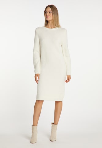 usha WHITE LABEL Knitted dress in White