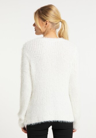 usha WHITE LABEL Sweater in White