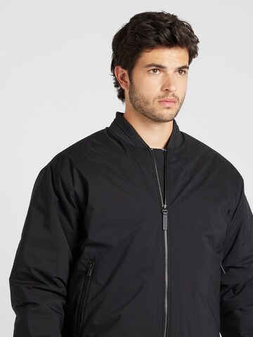 Giacca di mezza stagione 'Sport Hero' di Calvin Klein in nero