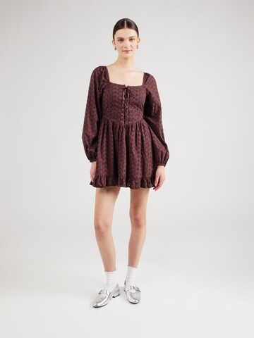 Abito di Miss Selfridge in marrone: frontale