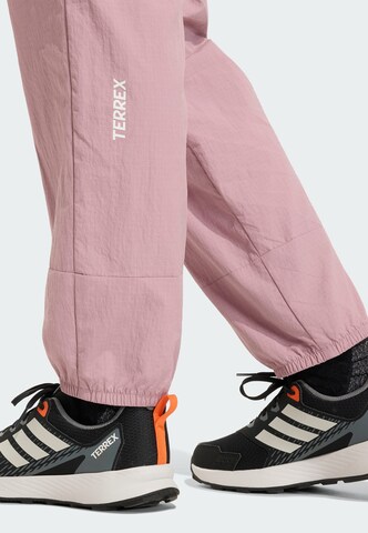 ADIDAS TERREX - Tapered Calças outdoor 'Xploric CLIMA365' em roxo