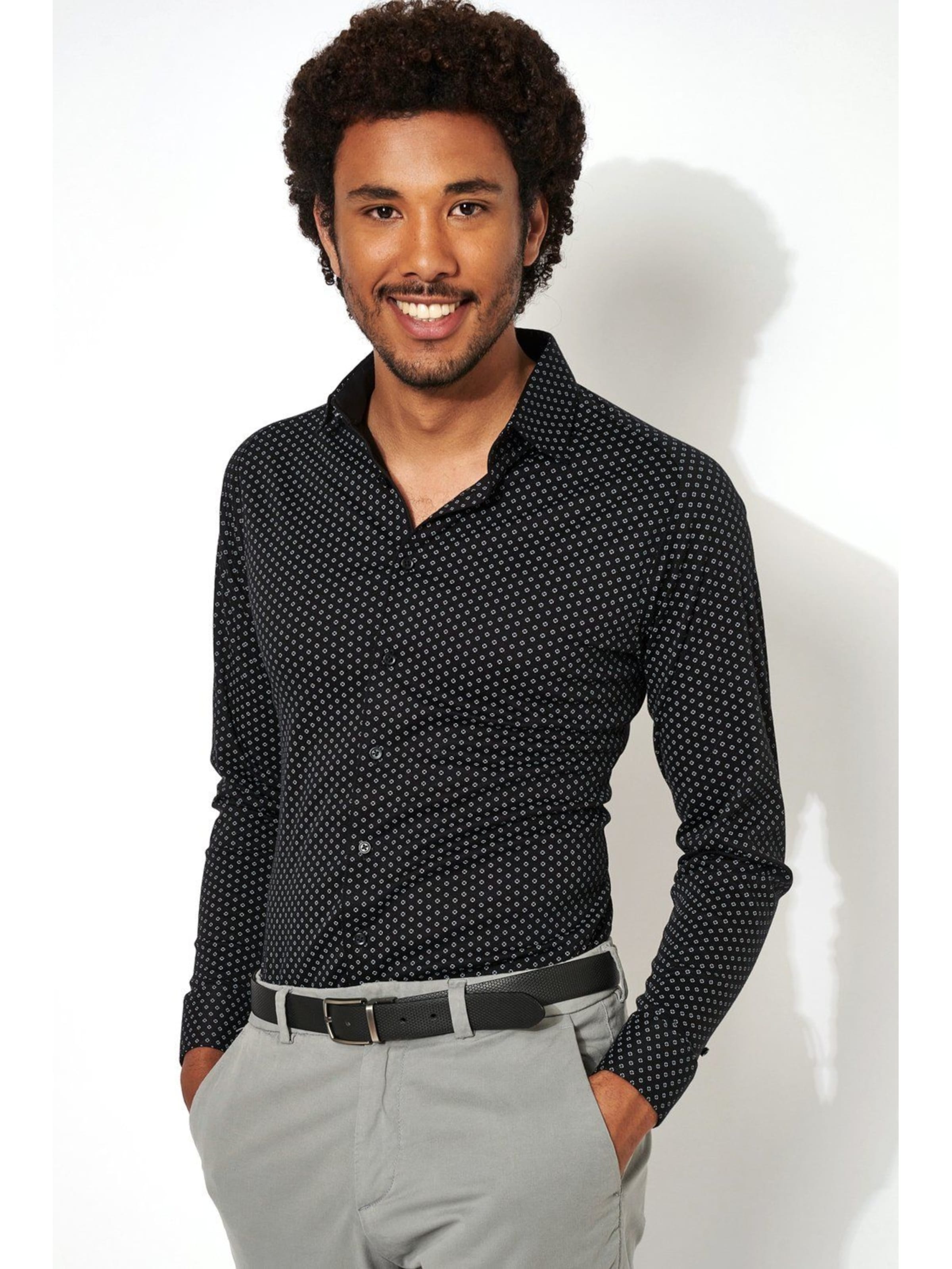 DESOTO Slim Fit Hemd 'Kent'‌‌ in Schwarz