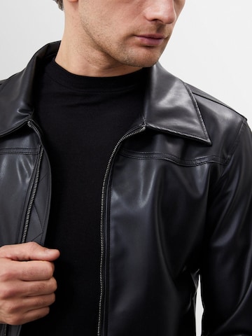 Veste mi-saison Antioch en noir