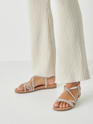 Tamaris Remienkové sandále - Béžová: predná strana