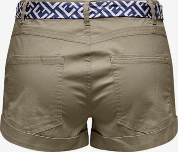 ONLY Regular Shorts 'EVELYN' in Grün