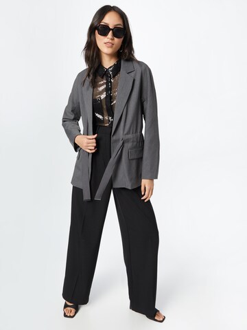 Sisley - Blazer en gris