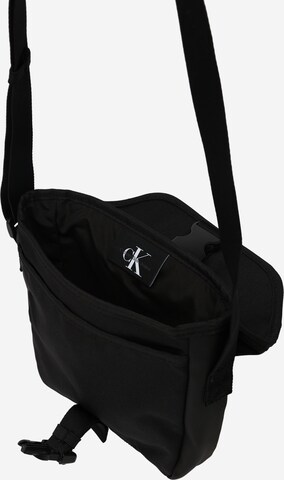 Calvin Klein Jeans Crossbody Bag in Black