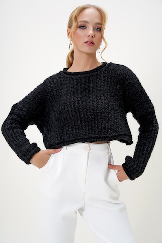 Trend Alaçatı Stili - Jersey en negro: frente