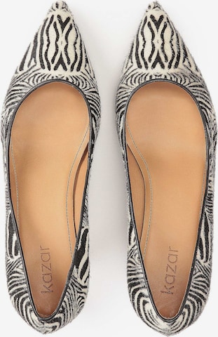 Kazar Pumps in Zwart: voorkant