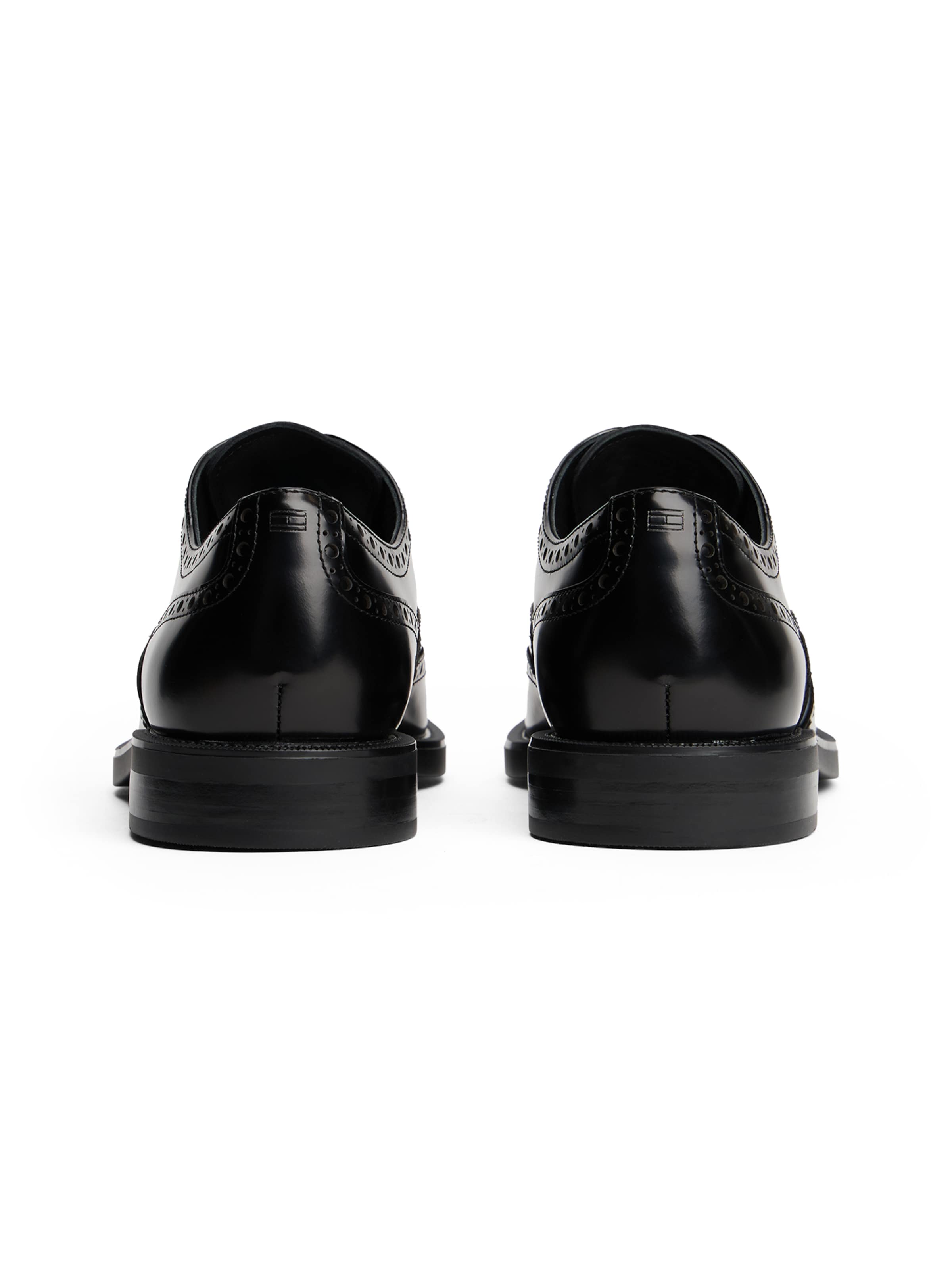 TOMMY HILFIGER Обувь на шнуровке в Черный