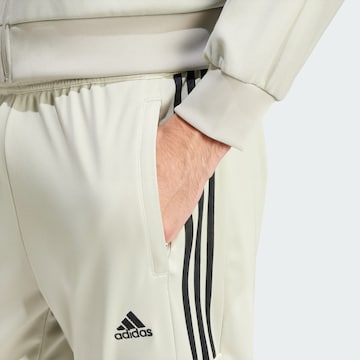 ADIDAS SPORTSWEAR - Slimfit Calças de desporto 'Tiro' em bege