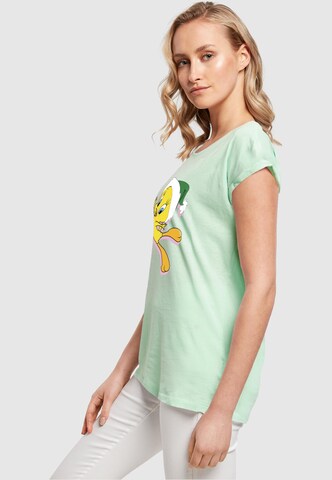 ABSOLUTE CULT T-Shirt 'Looney Tunes - Tweety Christmas Hat' in Grün