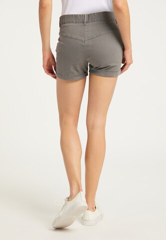 DreiMaster Vintage Slimfit Shorts in Grau